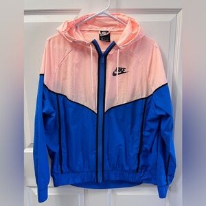Nike Women’s XL Peach and Blue Windbreaker